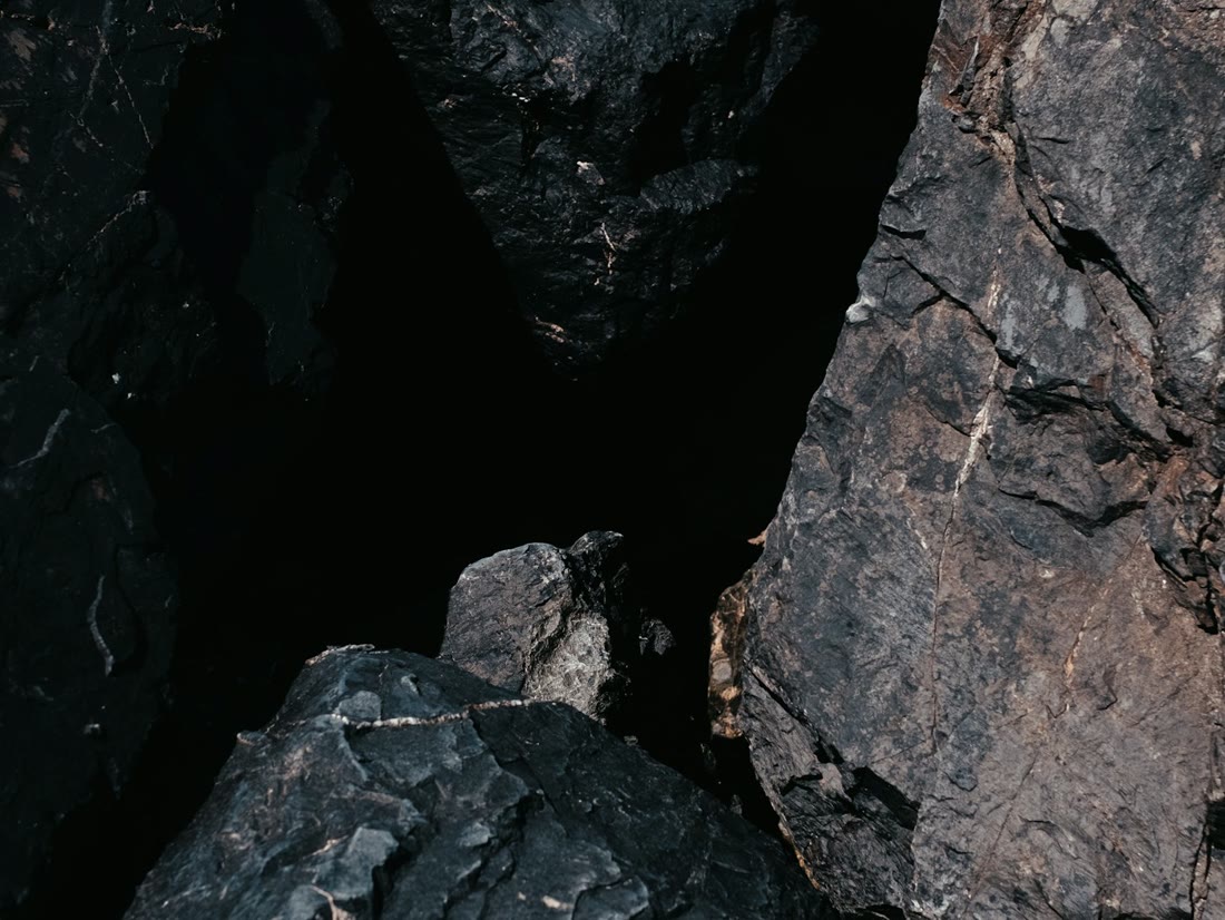 Close view of dark metallurgical coal lumps